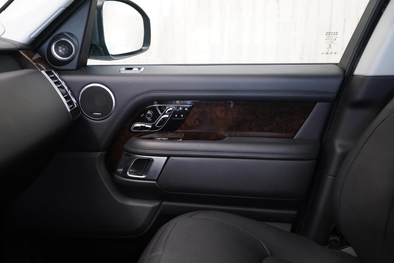 Land Rover Range Rover V8 Supercharged SWB 2018