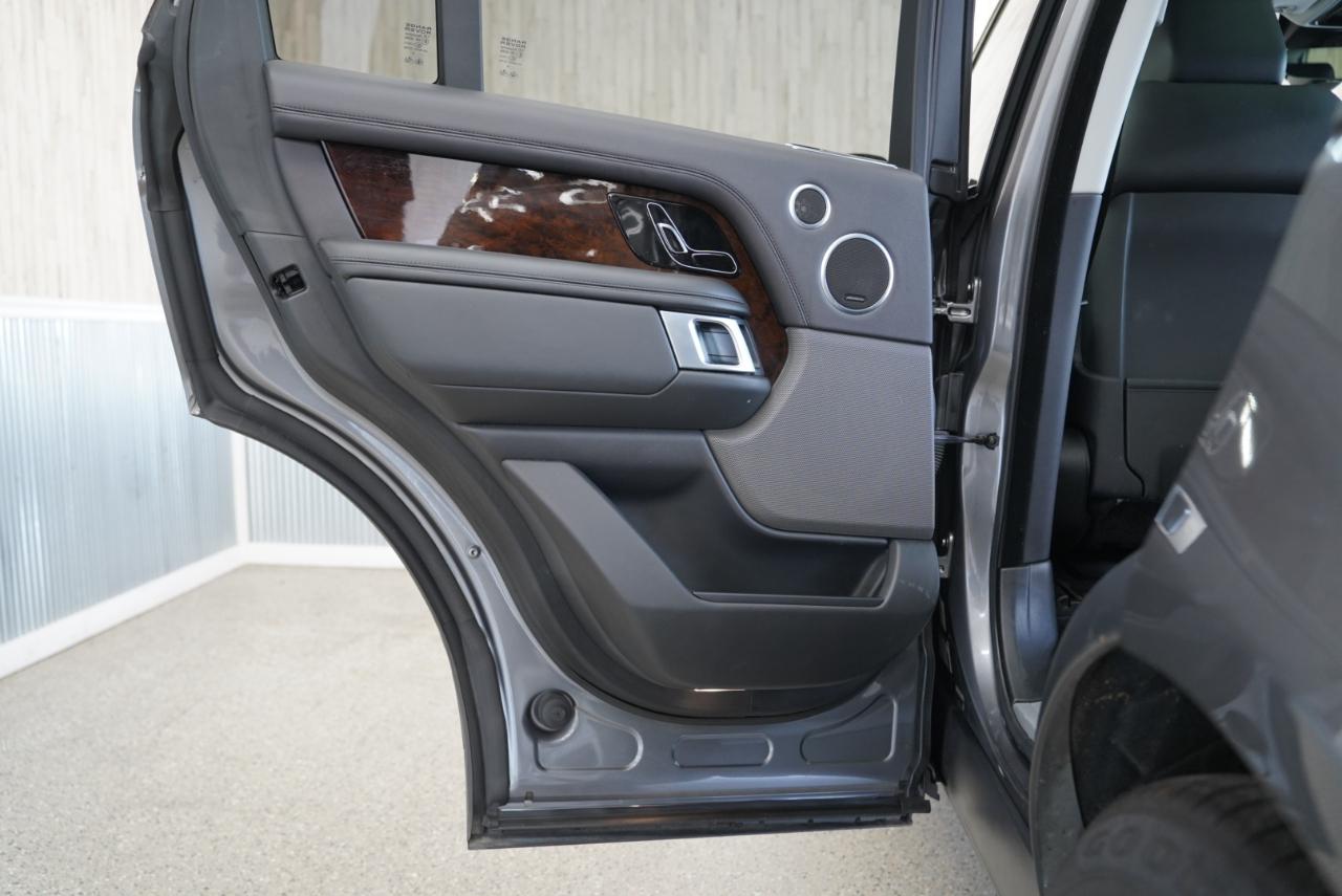 Land Rover Range Rover V8 Supercharged SWB 2018