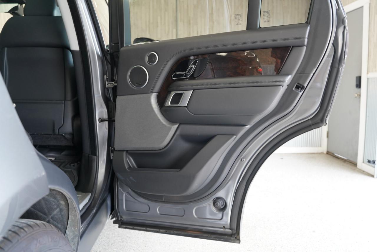 Land Rover Range Rover V8 Supercharged SWB 2018