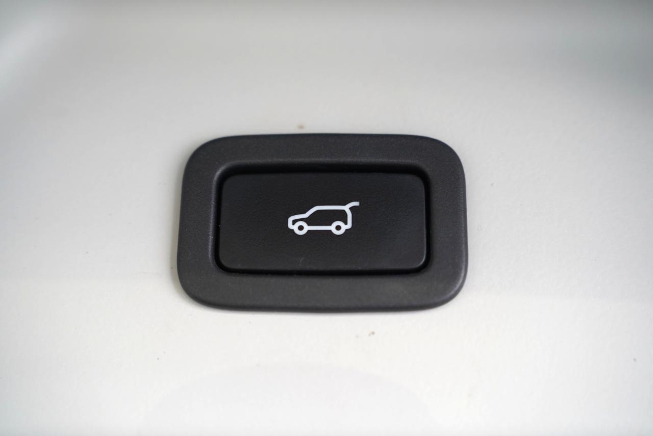 Land Rover Range Rover V8 Supercharged SWB 2018