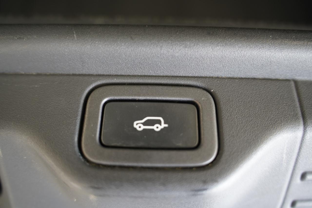 Land Rover Range Rover V8 Supercharged SWB 2018