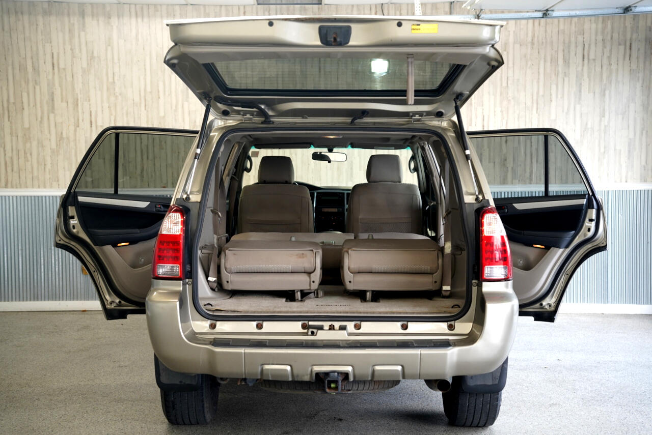 2006 Toyota 4Runner SR5 V6 4WD photo 33