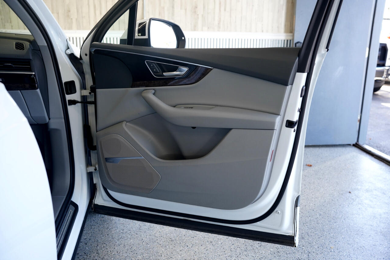 2018 Audi Q7 3.0 Prestige photo 32
