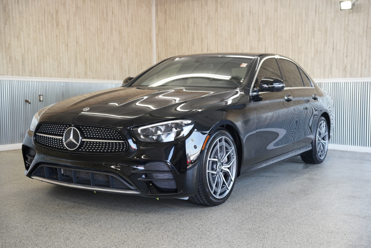 2021 Mercedes Benz E 350 AMG Sport photo 4