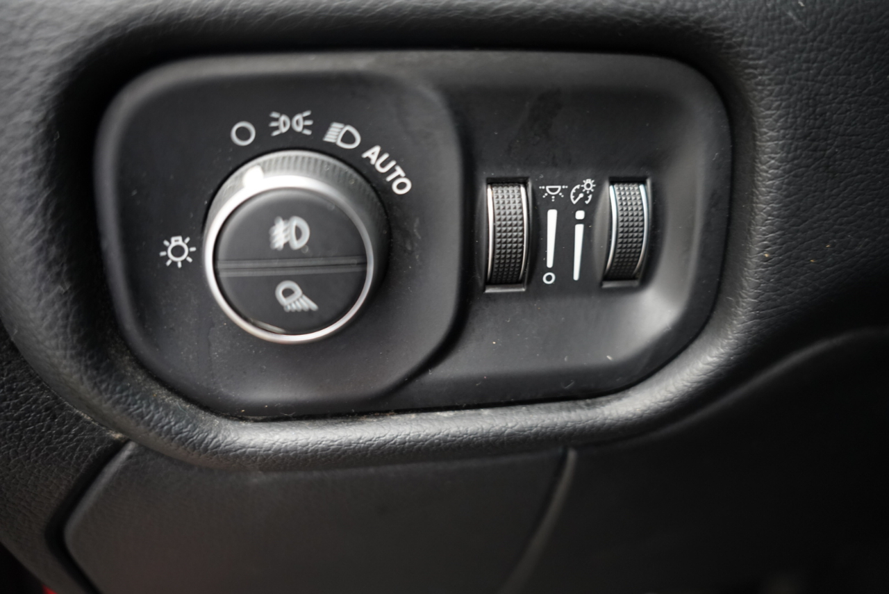 RAM 2500 Power Wagon 4x4 Crew Cab 6'4" Box 2019 RAM 2500 Power Wagon 4x4 Crew Cab 6'4" Box 2019