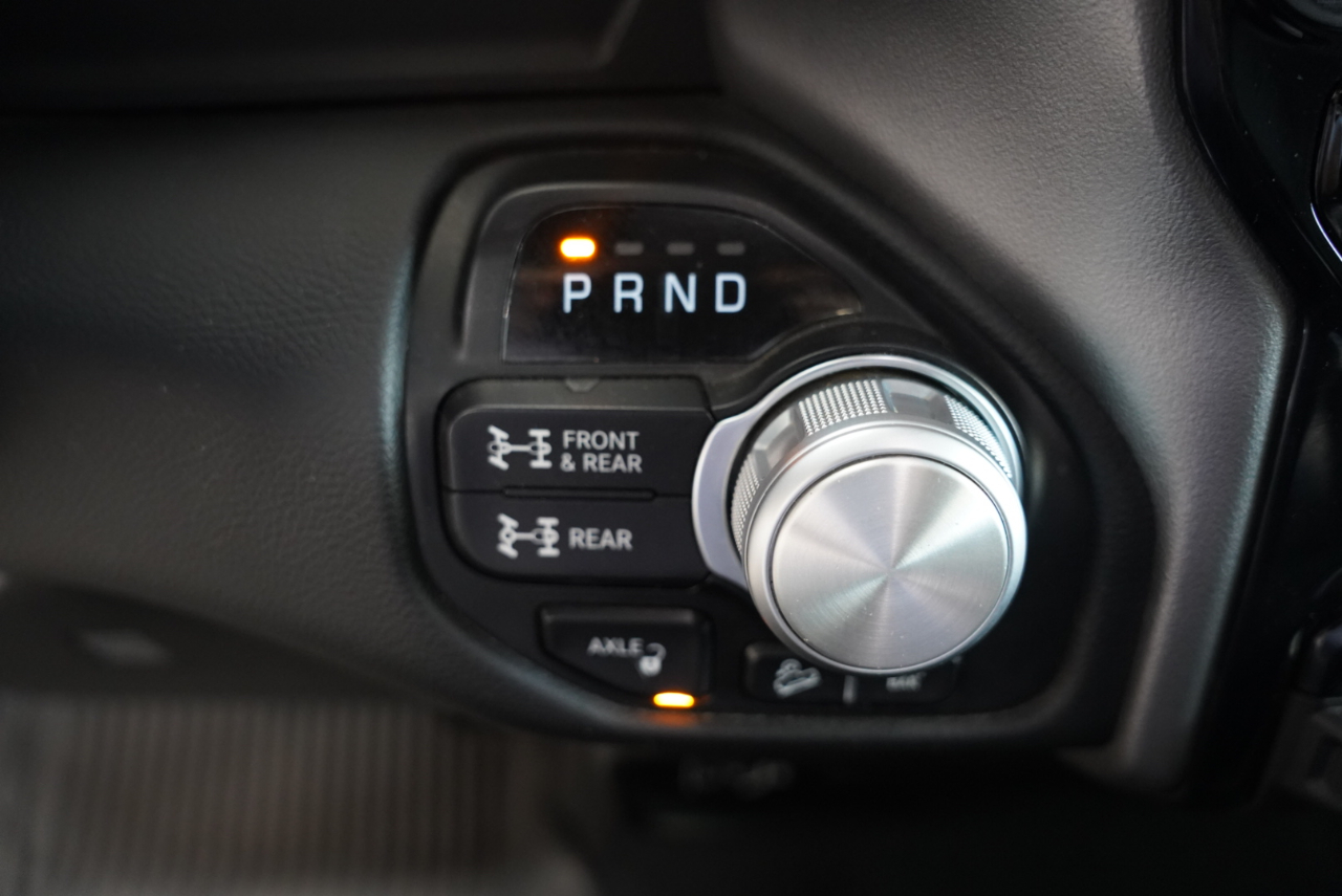 RAM 2500 Power Wagon 4x4 Crew Cab 6'4" Box 2019 RAM 2500 Power Wagon 4x4 Crew Cab 6'4" Box 2019