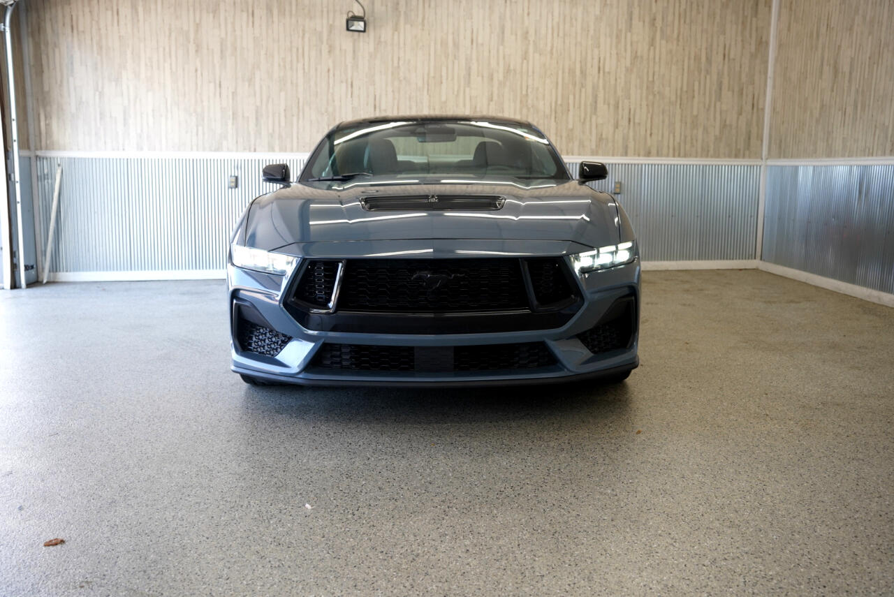 2024 Ford Mustang GT Premium photo 2