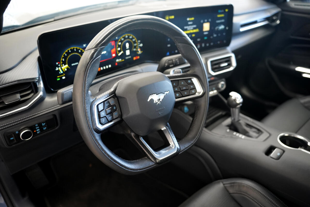 Ford Mustang  2024 Ford Mustang  2024