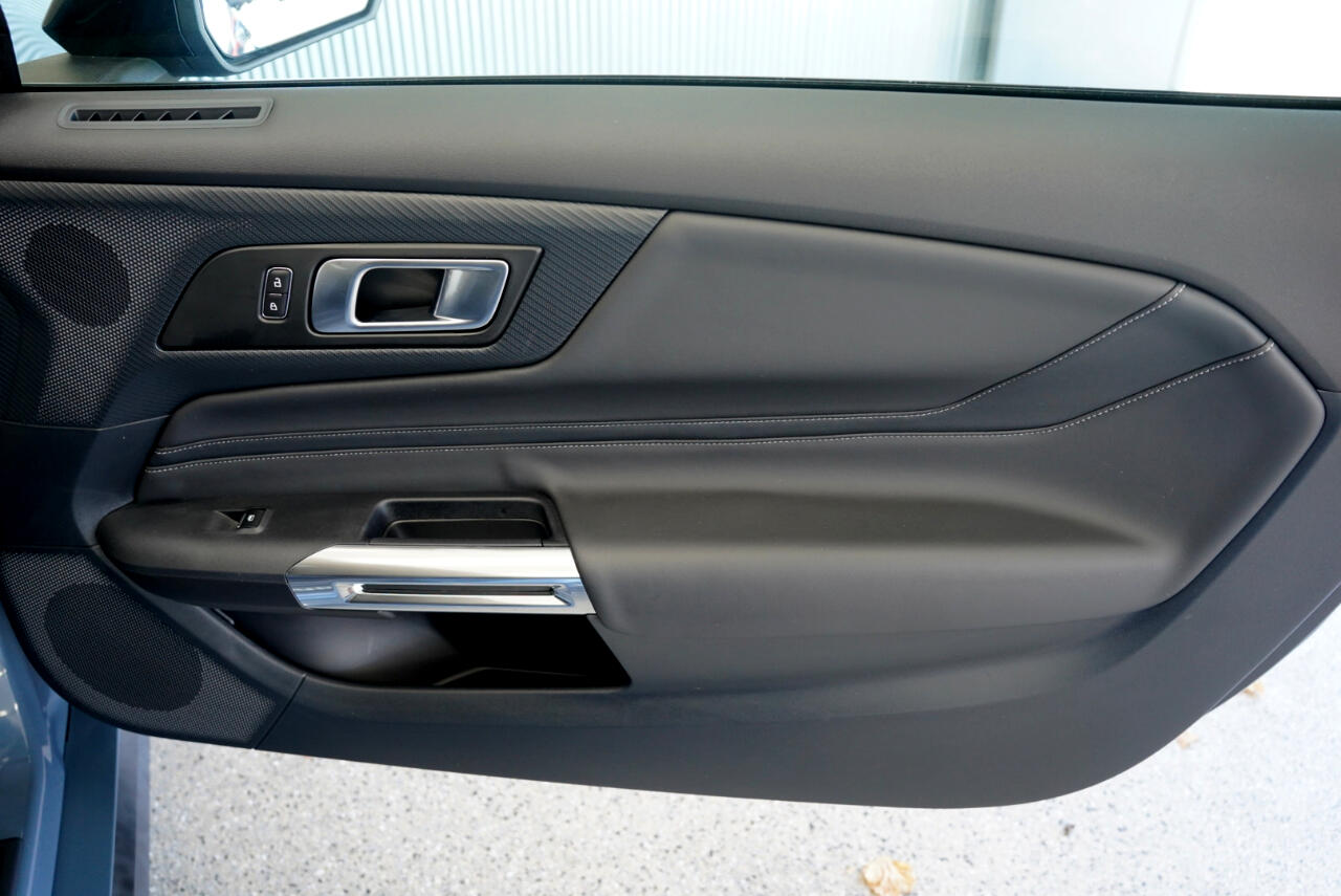 Ford Mustang  2024 Ford Mustang  2024