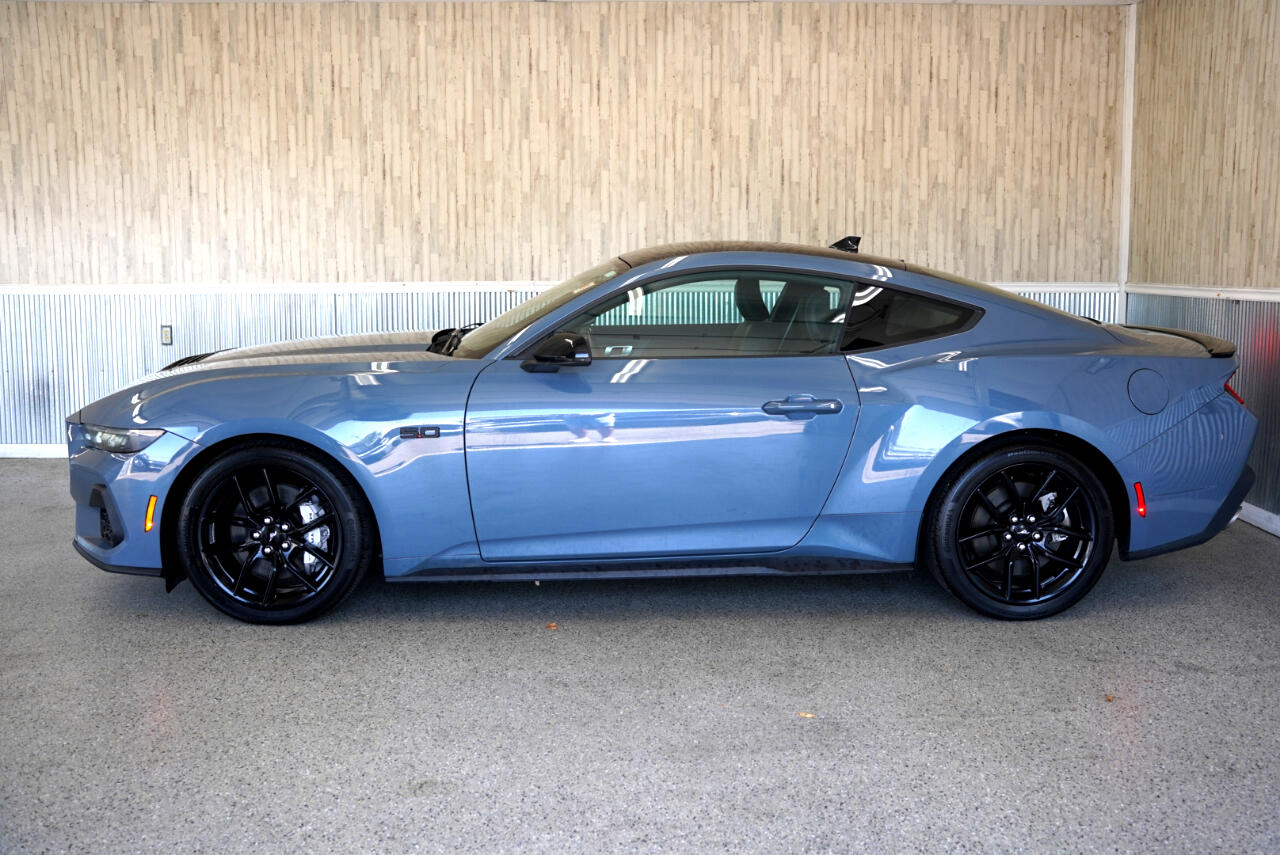 Ford Mustang  2024 Ford Mustang  2024