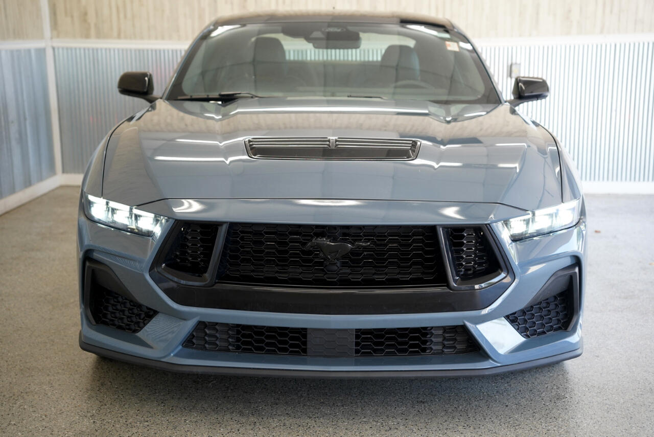 2024 Ford Mustang GT Premium photo 3