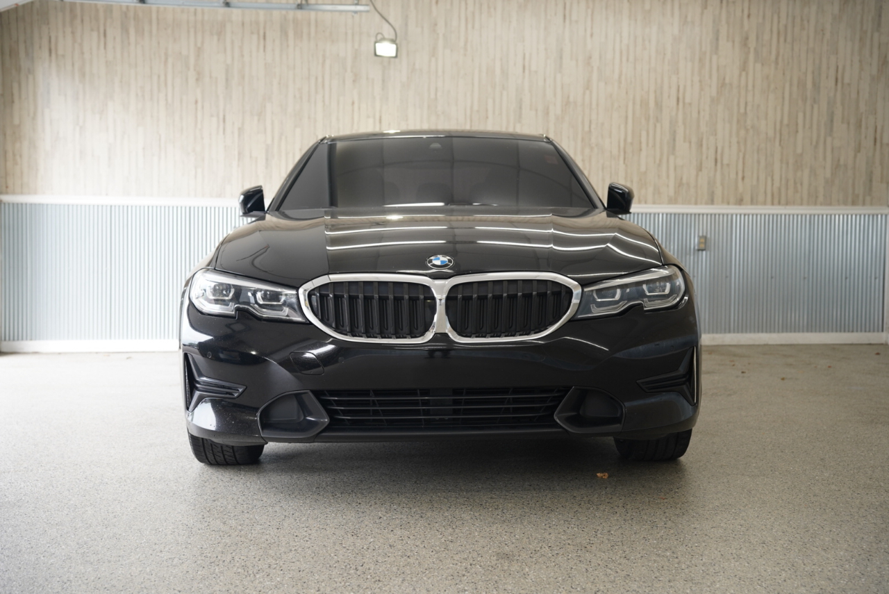 2020 Bmw 330i Sedan photo 2