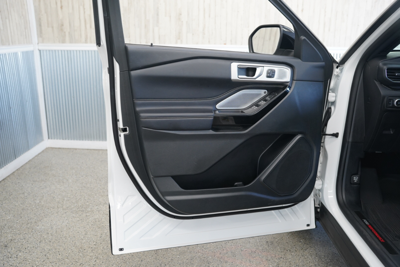 Ford Explorer ST 4WD 2021 Ford Explorer ST 4WD 2021