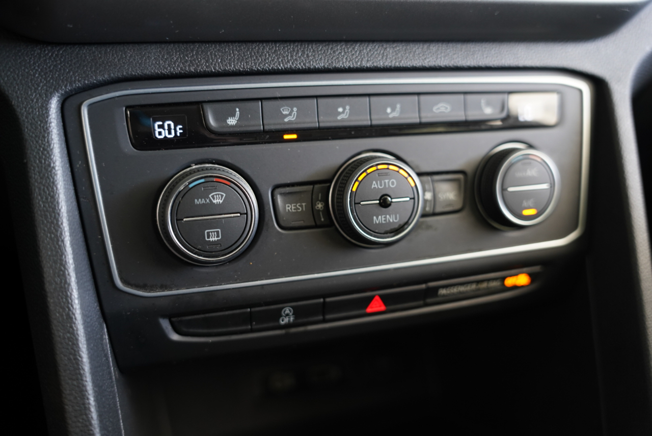 Volkswagen Atlas 3.6L V6 SE w/Technology FWD 2019 Volkswagen Atlas 3.6L V6 SE w/Technology FWD 2019