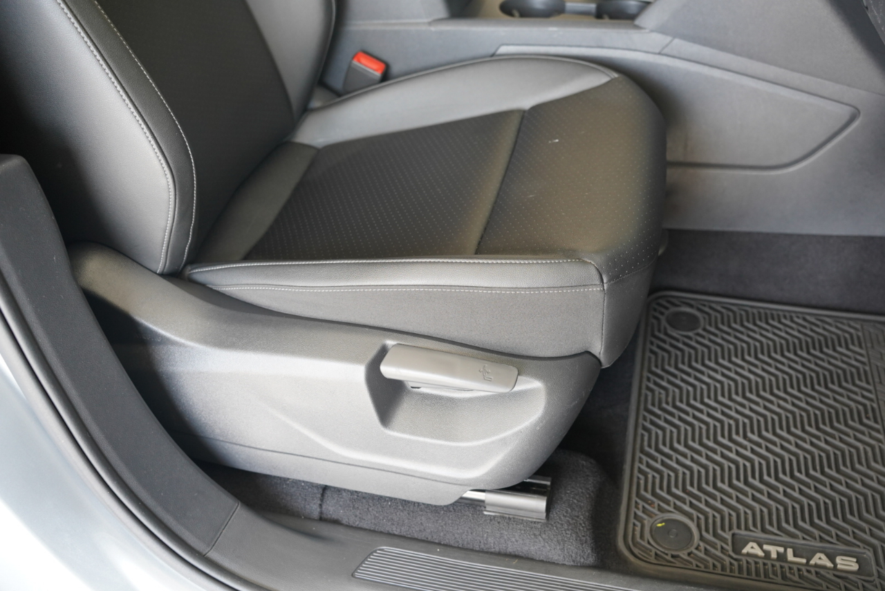 Volkswagen Atlas 3.6L V6 SE w/Technology FWD 2019 Volkswagen Atlas 3.6L V6 SE w/Technology FWD 2019