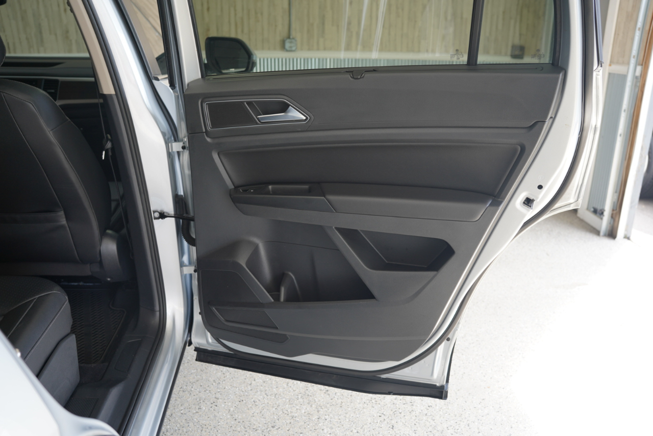 Volkswagen Atlas 3.6L V6 SE w/Technology FWD 2019 Volkswagen Atlas 3.6L V6 SE w/Technology FWD 2019