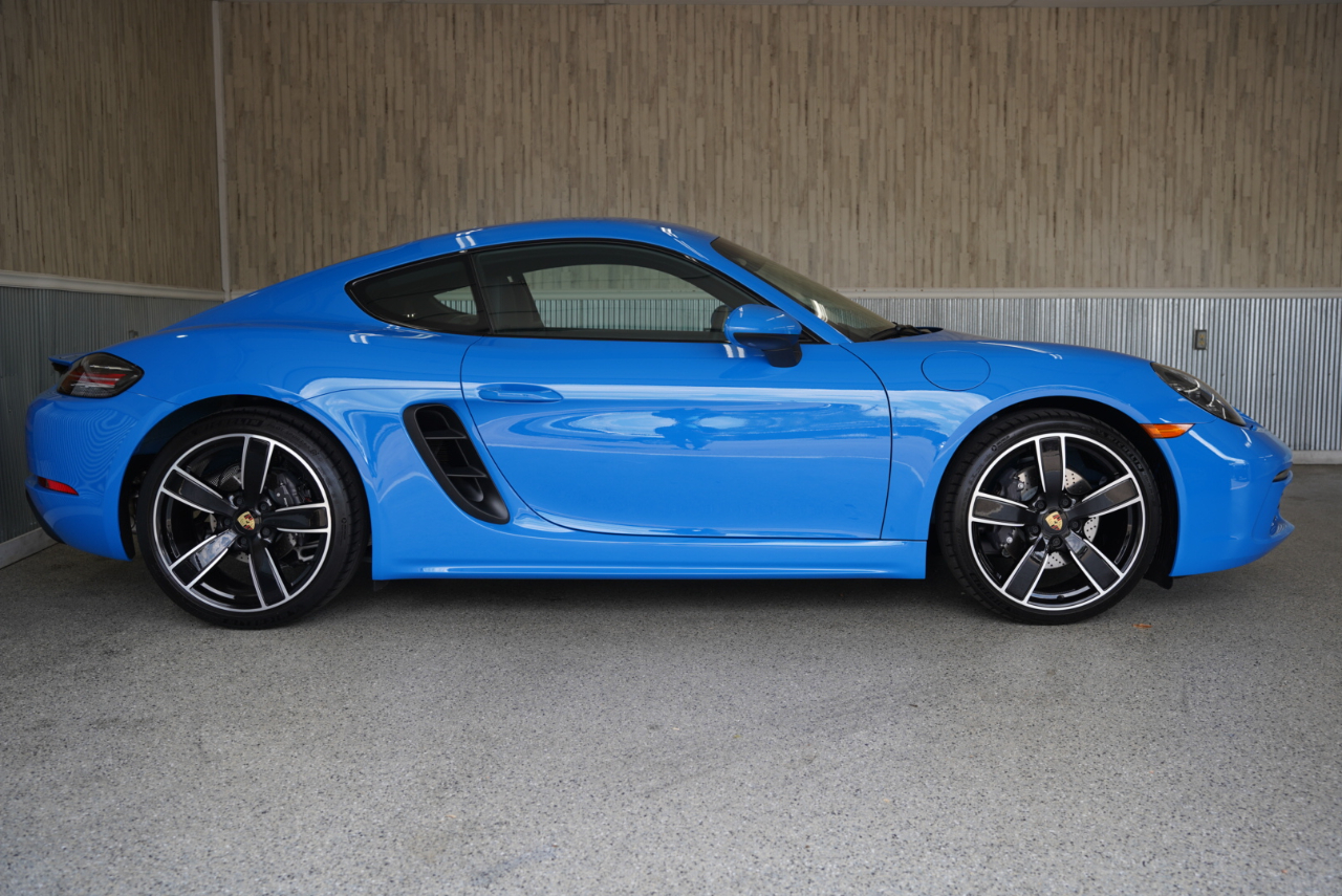 Porsche 718 Cayman Coupe 2025 Porsche 718 Cayman Coupe 2025