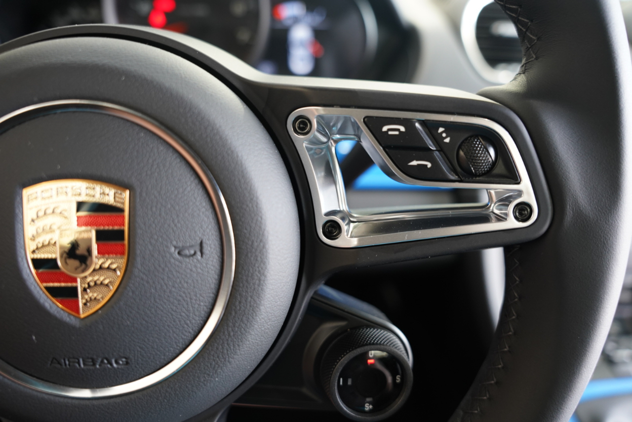 Porsche 718 Cayman Coupe 2025 Porsche 718 Cayman Coupe 2025