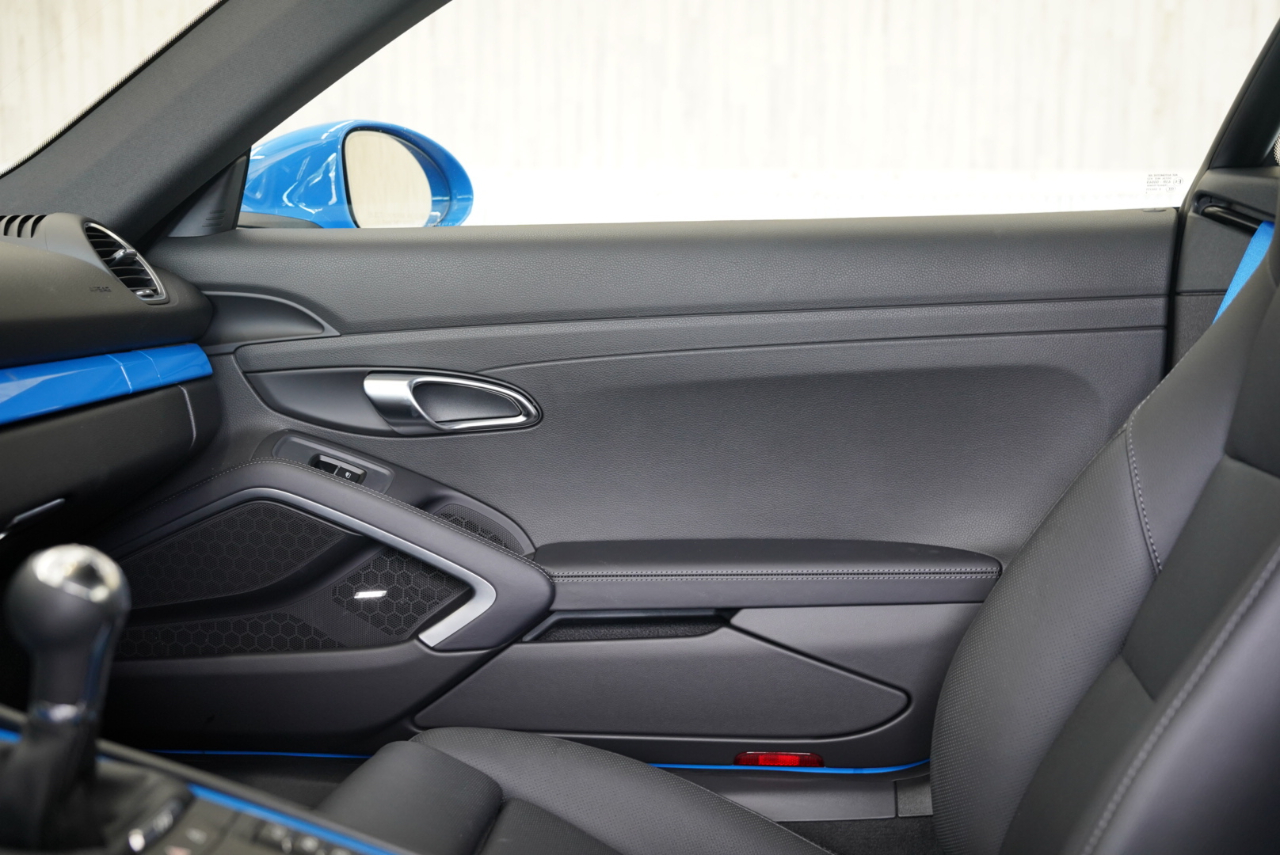 Porsche 718 Cayman Coupe 2025 Porsche 718 Cayman Coupe 2025