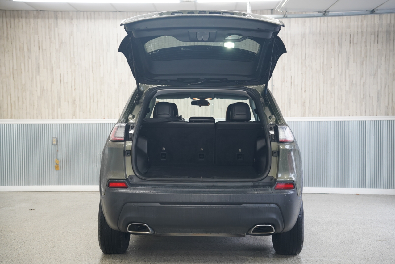 Jeep Cherokee Latitude Plus 4x4 2019 Jeep Cherokee Latitude Plus 4x4 2019