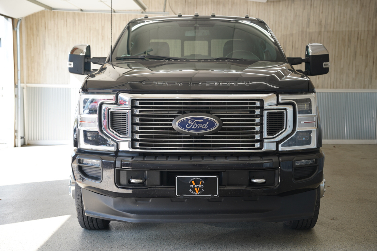 2022 Ford F-350 Platinum photo 3