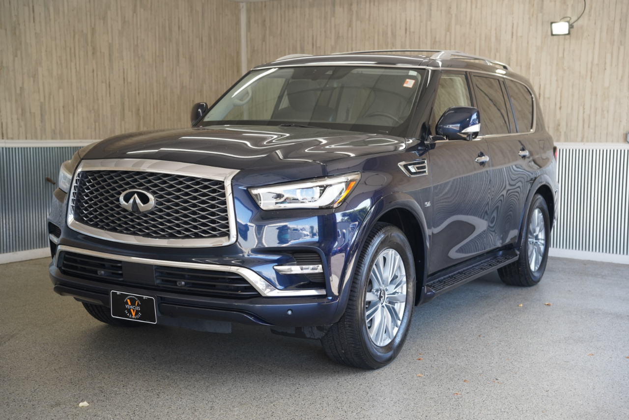 2019 Infiniti QX80 Luxe photo 4