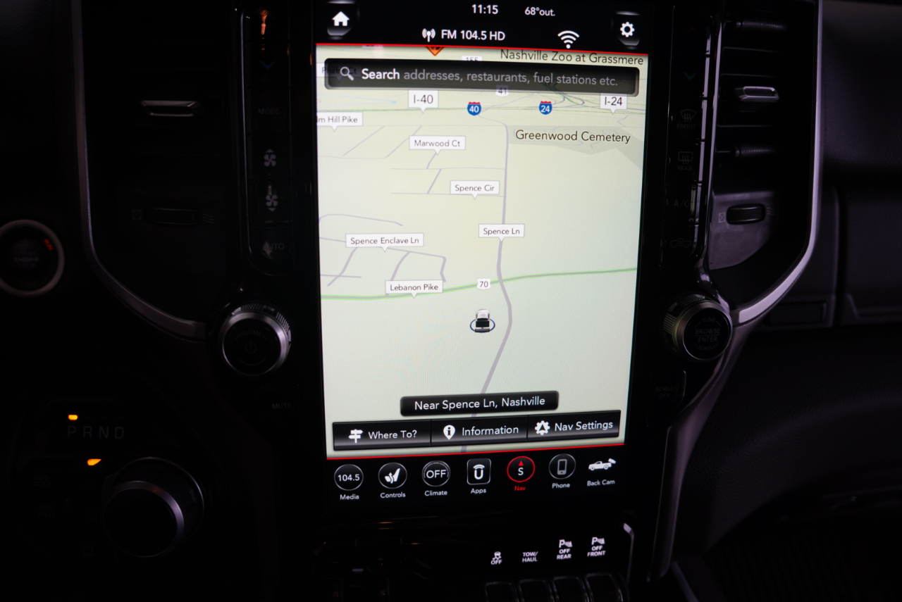 RAM 1500 Big Horn 4x4 Crew Cab 5'7" Box 2021