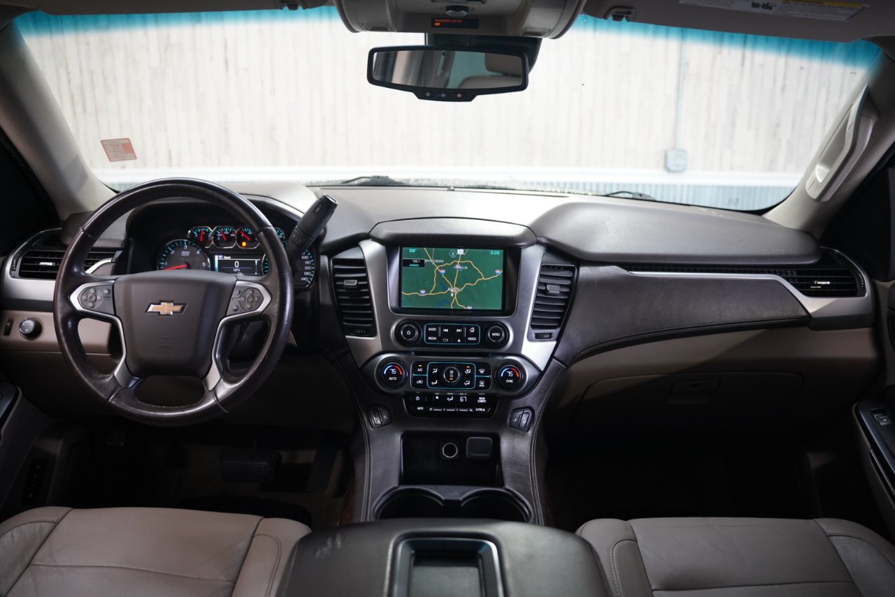 Chevrolet Suburban 2WD 4dr LT 2015 Chevrolet Suburban 2WD 4dr LT 2015