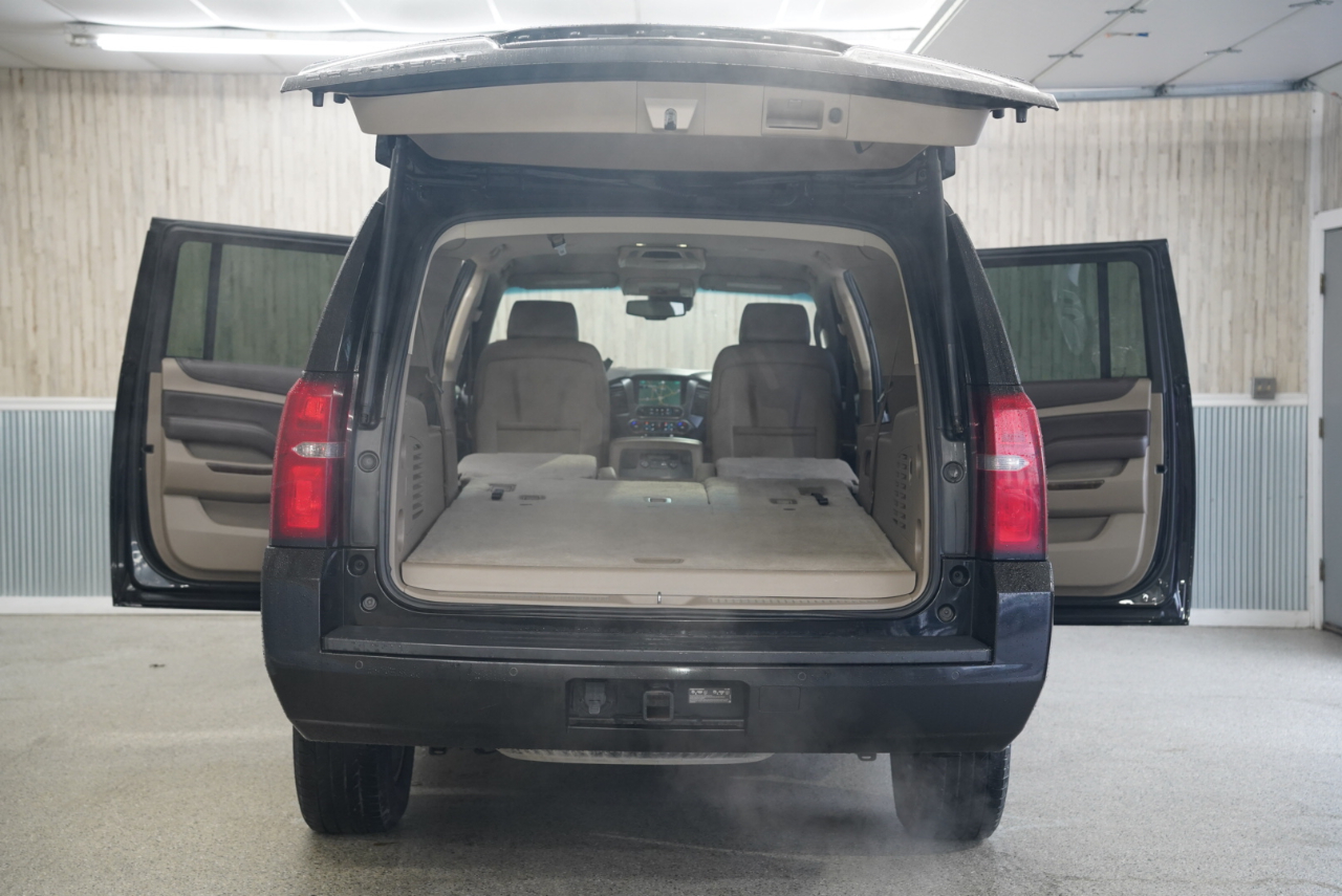 Chevrolet Suburban 2WD 4dr LT 2015 Chevrolet Suburban 2WD 4dr LT 2015