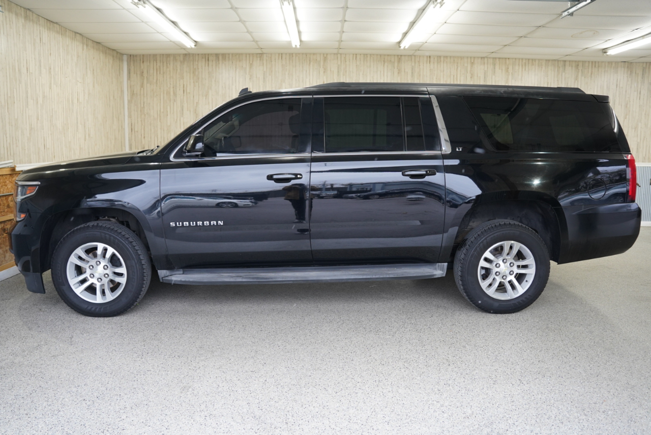 Chevrolet Suburban 2WD 4dr LT 2015