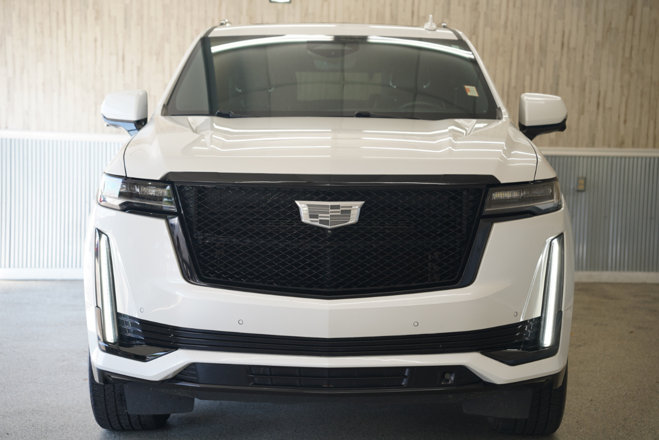 2021 Cadillac Escalade Premium Luxury photo 2