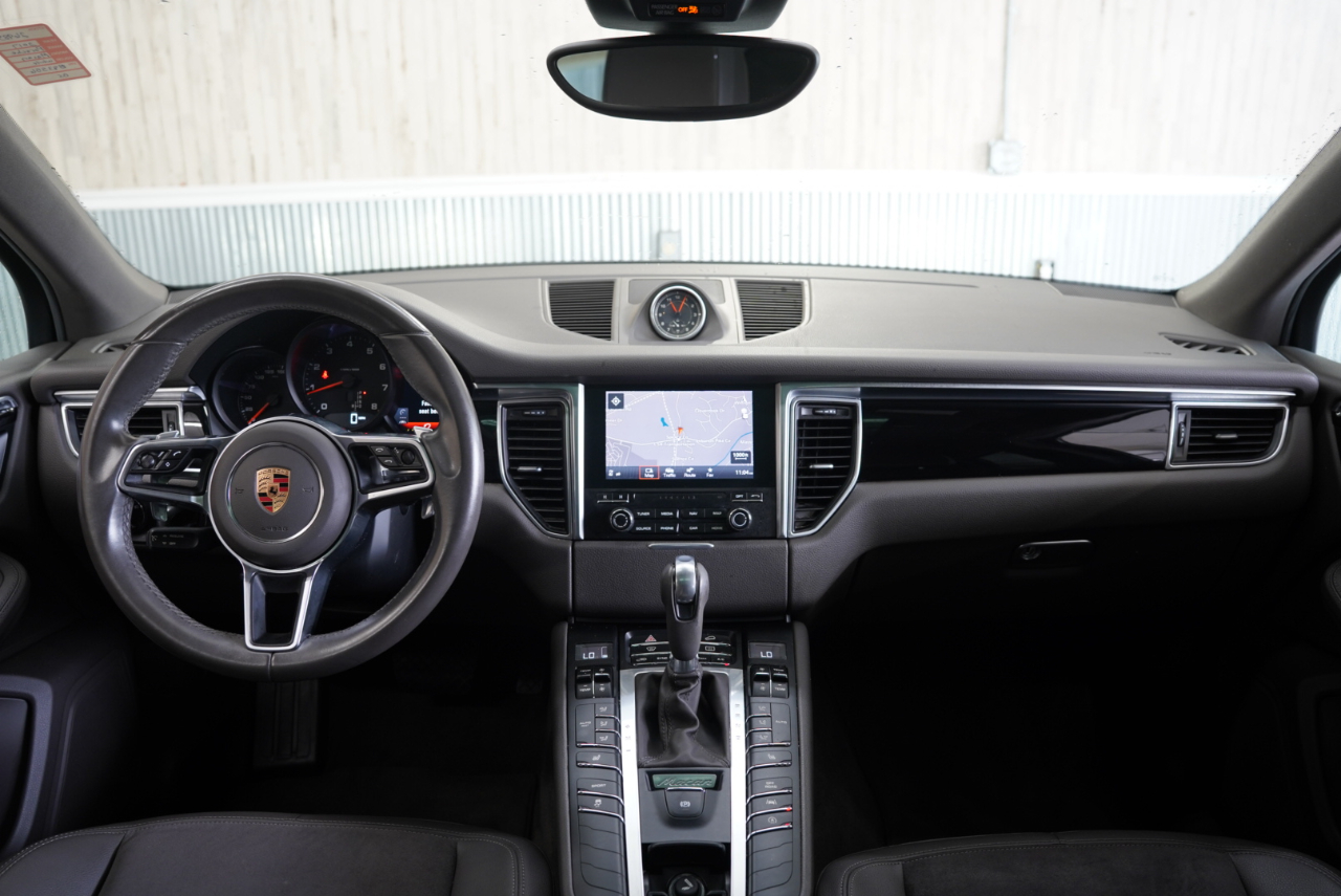 Porsche Macan AWD 2017 Porsche Macan AWD 2017