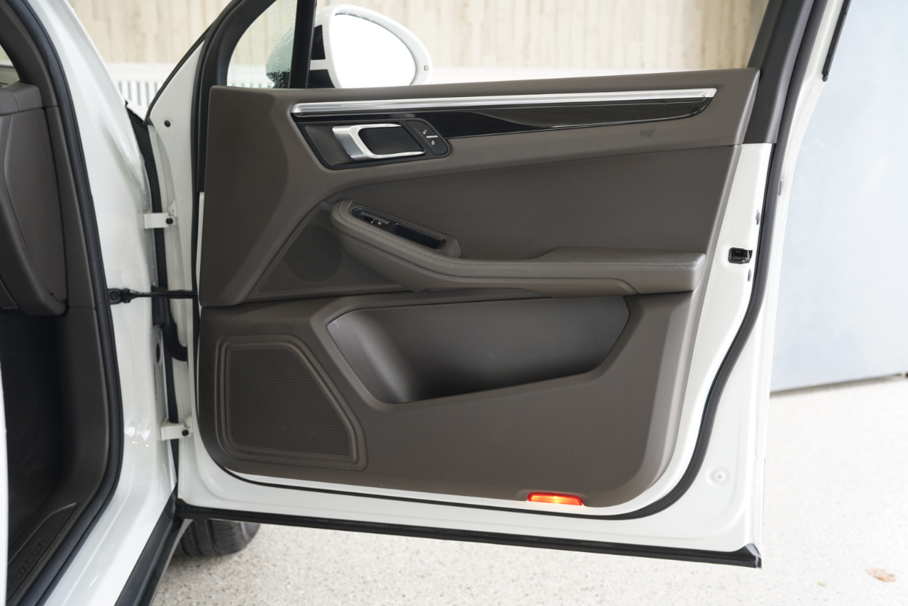 Porsche Macan AWD 2017 Porsche Macan AWD 2017