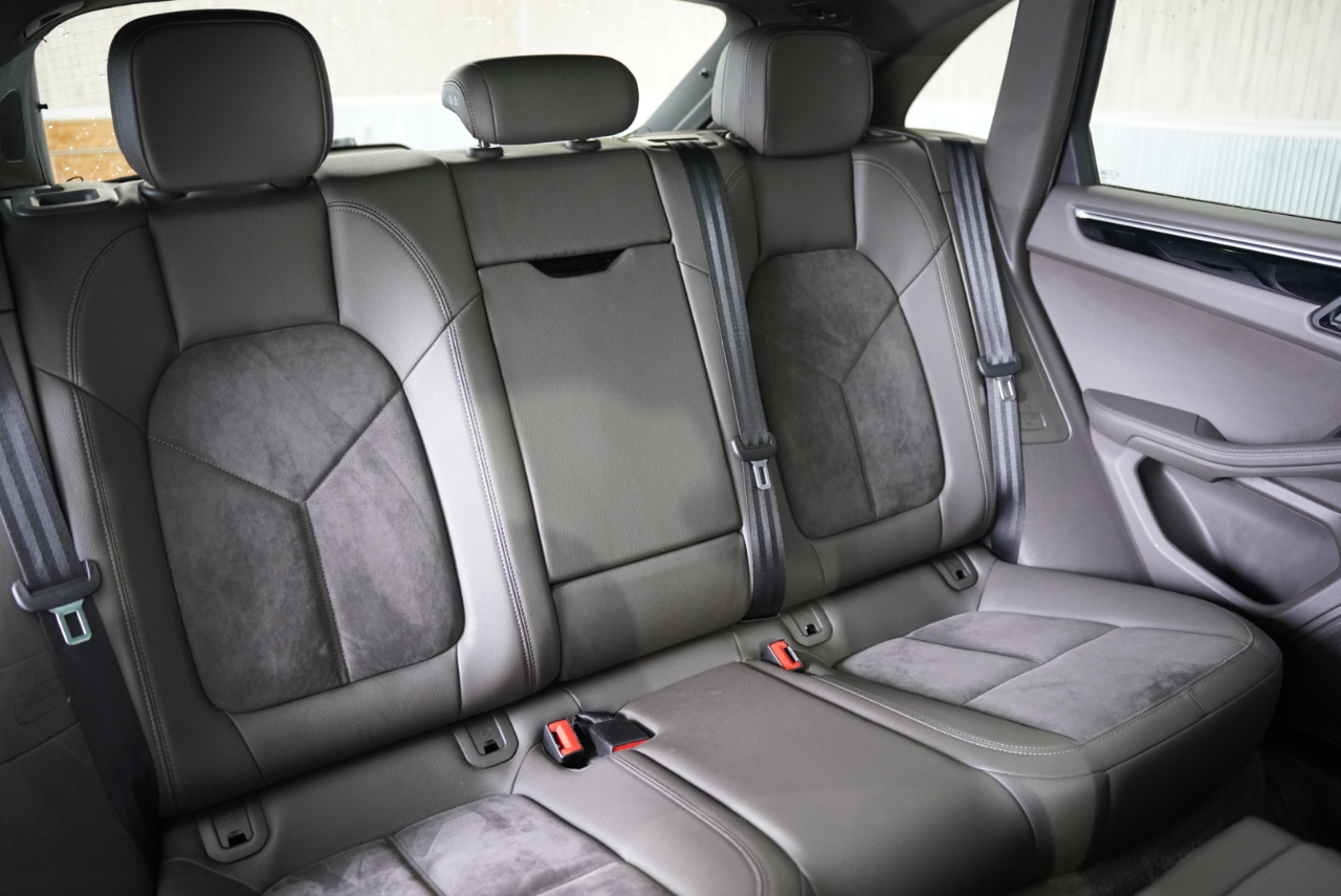 Porsche Macan AWD 2017 Porsche Macan AWD 2017