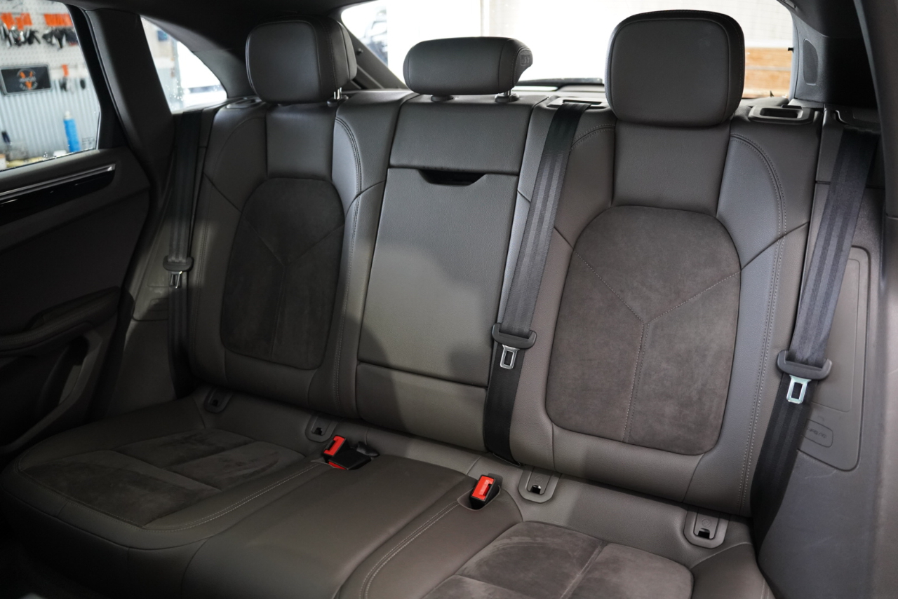 Porsche Macan AWD 2017 Porsche Macan AWD 2017