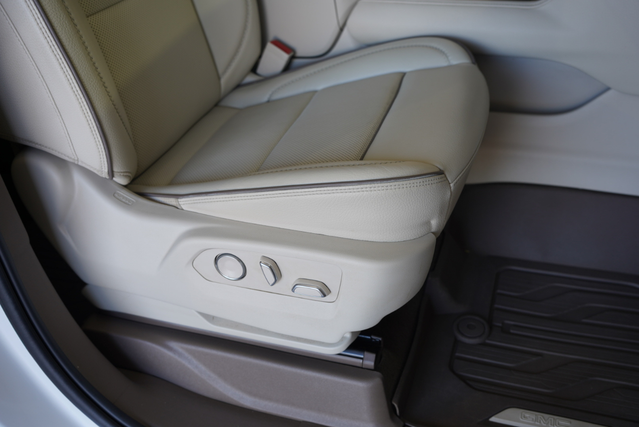 GMC Yukon 4WD 4dr Denali 2021 GMC Yukon 4WD 4dr Denali 2021