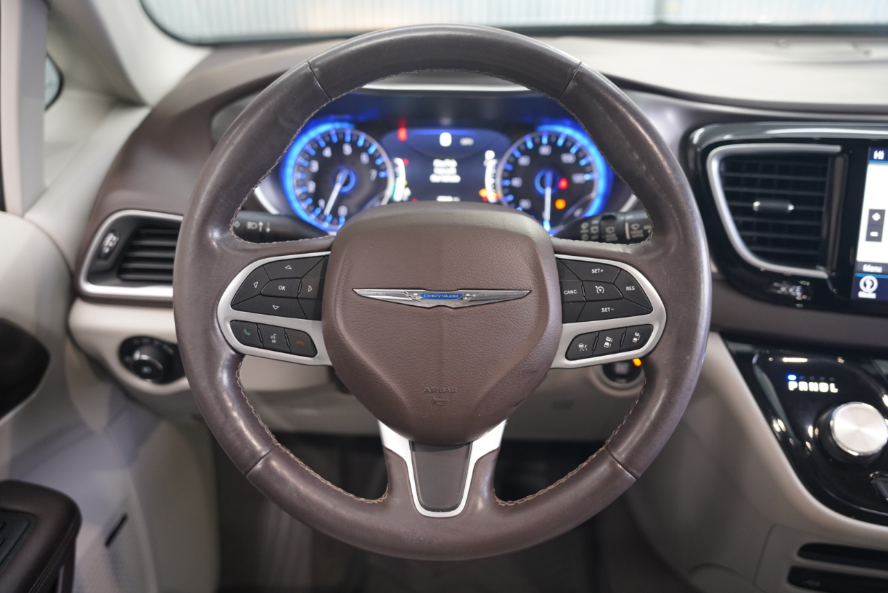 Chrysler Pacifica Touring L Plus FWD 2018 Chrysler Pacifica Touring L Plus FWD 2018