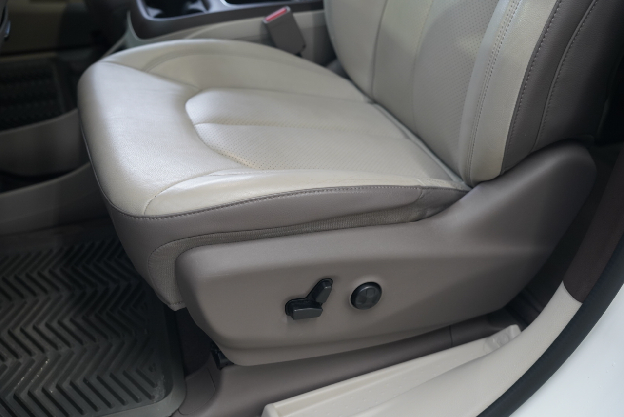 Chrysler Pacifica Touring L Plus FWD 2018 Chrysler Pacifica Touring L Plus FWD 2018