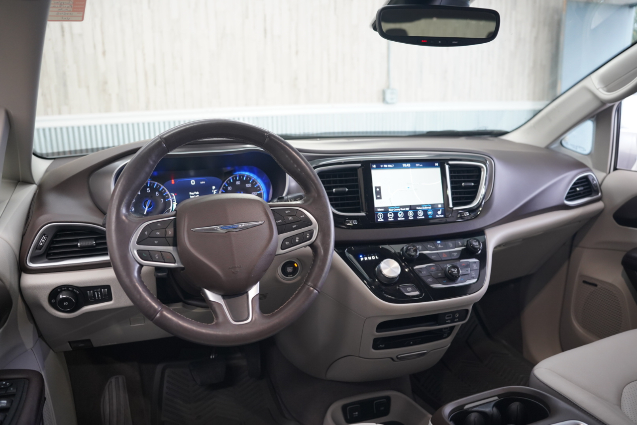 Chrysler Pacifica Touring L Plus FWD 2018 Chrysler Pacifica Touring L Plus FWD 2018