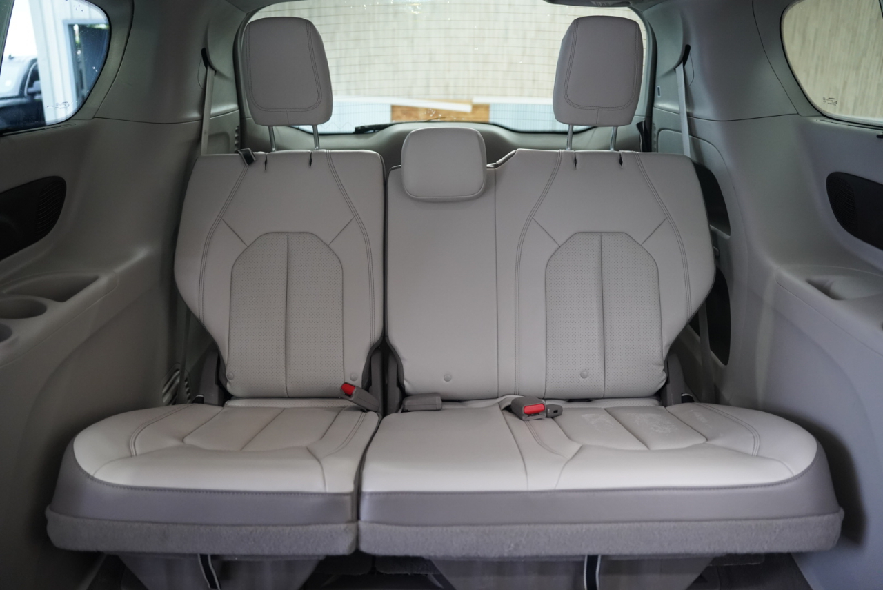 Chrysler Pacifica Touring L Plus FWD 2018 Chrysler Pacifica Touring L Plus FWD 2018