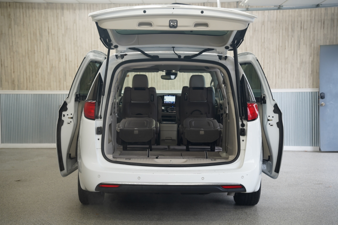 Chrysler Pacifica Touring L Plus FWD 2018 Chrysler Pacifica Touring L Plus FWD 2018