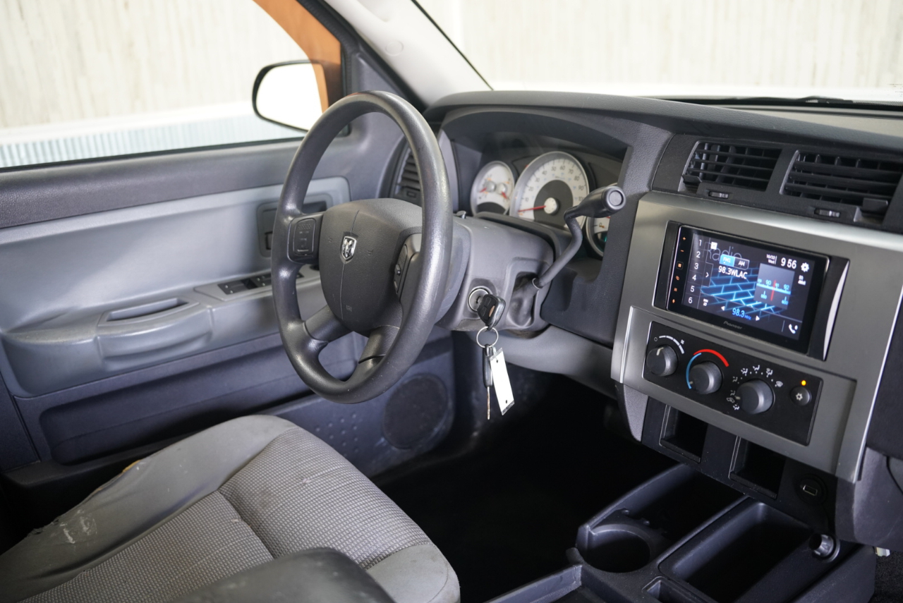 Dodge Dakota 2WD Crew Cab SLT 2008 Dodge Dakota 2WD Crew Cab SLT 2008