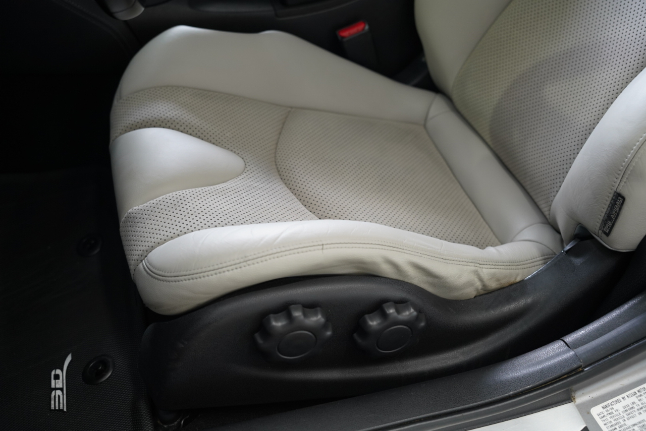 Nissan 370Z 2dr Cpe Auto Touring 2009 Nissan 370Z 2dr Cpe Auto Touring 2009