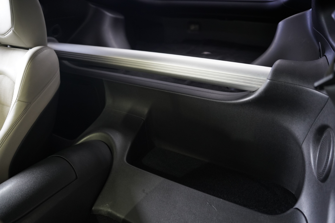 Nissan 370Z 2dr Cpe Auto Touring 2009 Nissan 370Z 2dr Cpe Auto Touring 2009