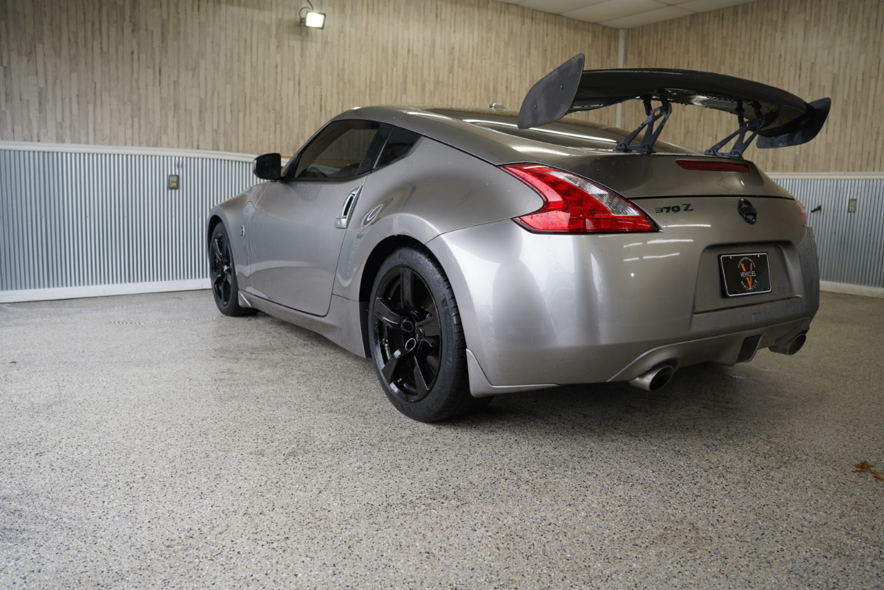 Nissan 370Z 2dr Cpe Auto Touring 2009 Nissan 370Z 2dr Cpe Auto Touring 2009