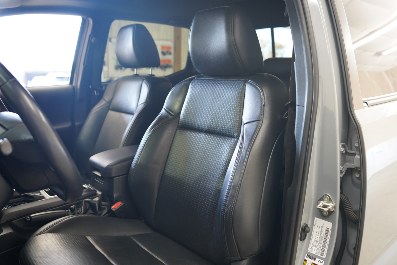 Toyota Tacoma 4WD TRD Off Road Double Cab 5' Bed V6 AT (Natl) 2019 Toyota Tacoma 4WD TRD Off Road Double Cab 5' Bed V6 AT (Natl) 2019