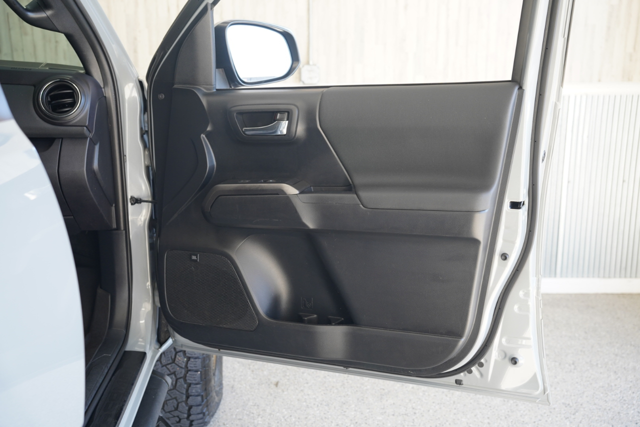 Toyota Tacoma 4WD TRD Off Road Double Cab 5' Bed V6 AT (Natl) 2019 Toyota Tacoma 4WD TRD Off Road Double Cab 5' Bed V6 AT (Natl) 2019