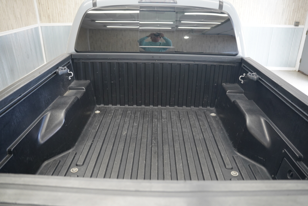 Toyota Tacoma 4WD TRD Off Road Double Cab 5' Bed V6 AT (Natl) 2019 Toyota Tacoma 4WD TRD Off Road Double Cab 5' Bed V6 AT (Natl) 2019