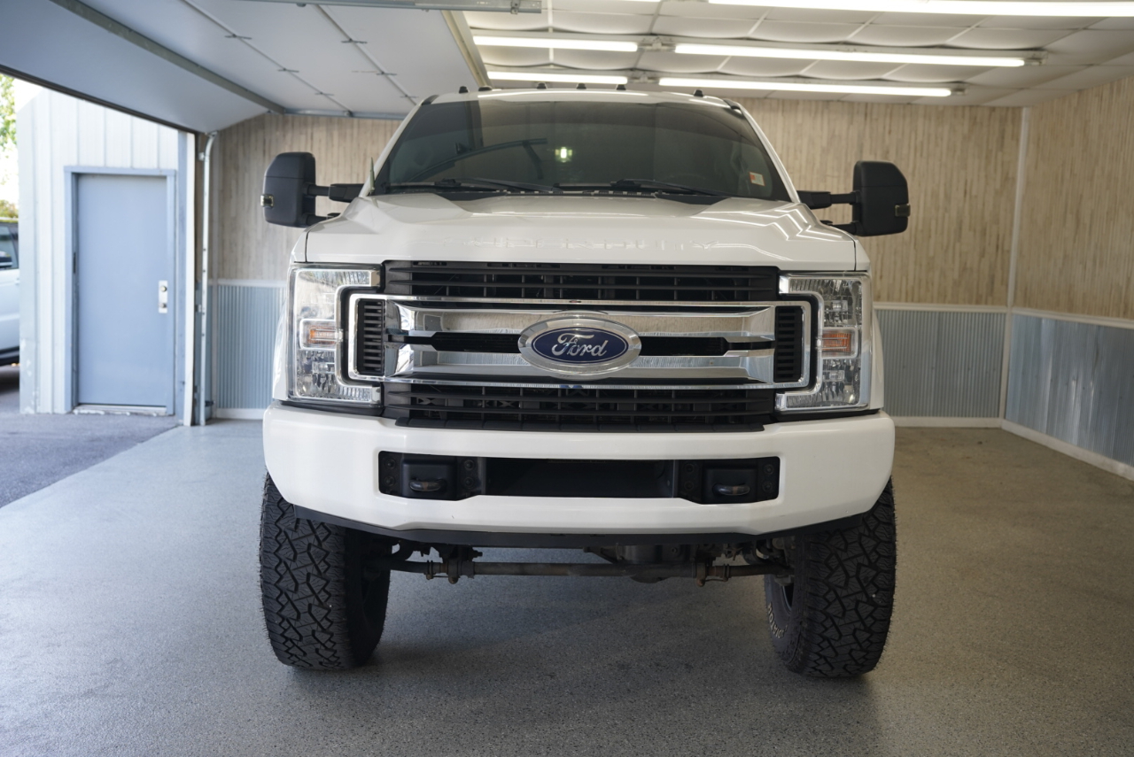 Ford Super Duty F-350 DRW XL 4WD Crew Cab 8' Box 2019 Ford Super Duty F-350 DRW XL 4WD Crew Cab 8' Box 2019
