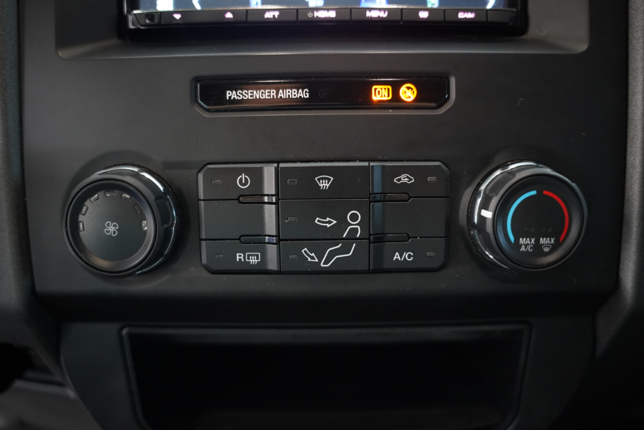 Ford Super Duty F-350 DRW XL 4WD Crew Cab 8' Box 2019 Ford Super Duty F-350 DRW XL 4WD Crew Cab 8' Box 2019